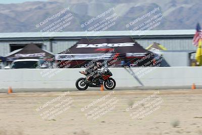 media/Oct-05-2025-CVMA (Sun) [[beeef4f201]]/Race 10-Formula Lightweight Twins Shootout/